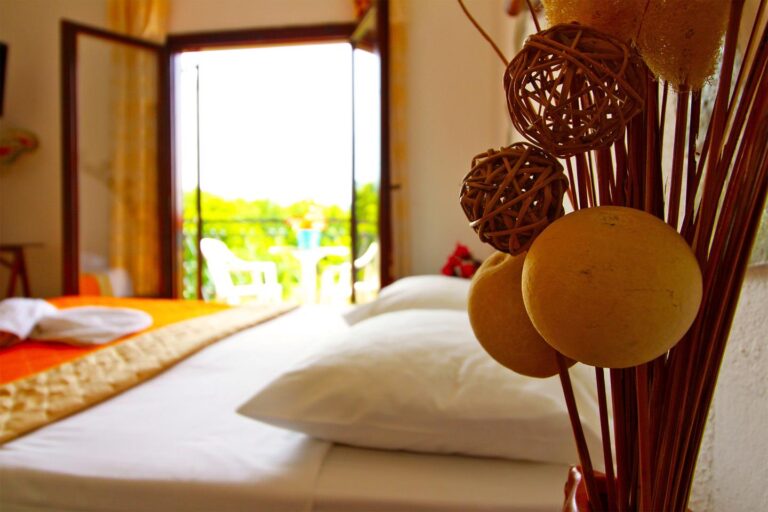 neos marmaras accommodation location perix 02 2025 1 768x512